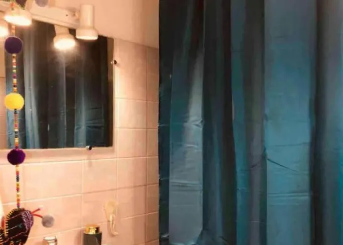 Charming Quiet Big Flat Surrounding Gardens