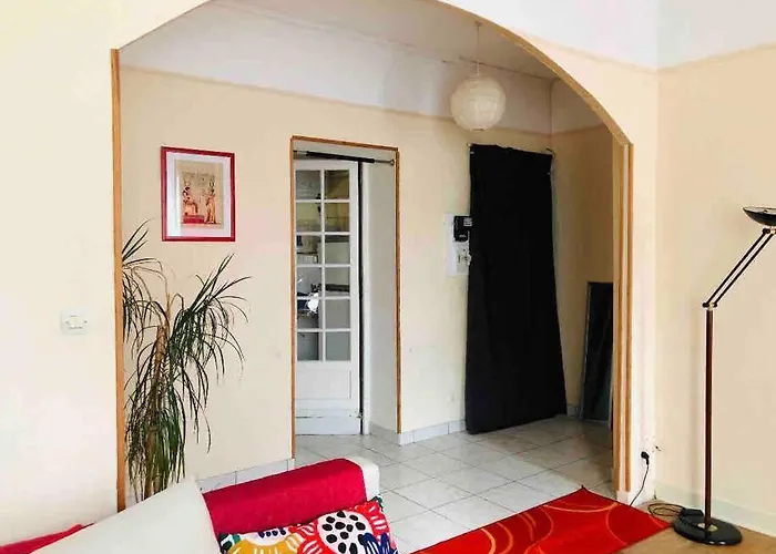 Apartament Charming Quiet Big Flat Surrounding Gardens *