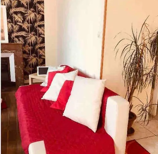 Charming Quiet Big Flat Surrounding Gardens * Grenoble